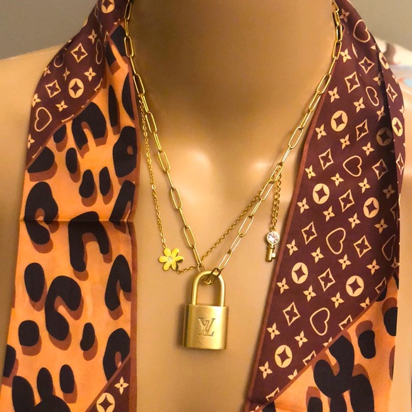 Repurposed Aunthentic Louis Vuitton padlock with New Stainless steel necklace. - Picture 1 of 7